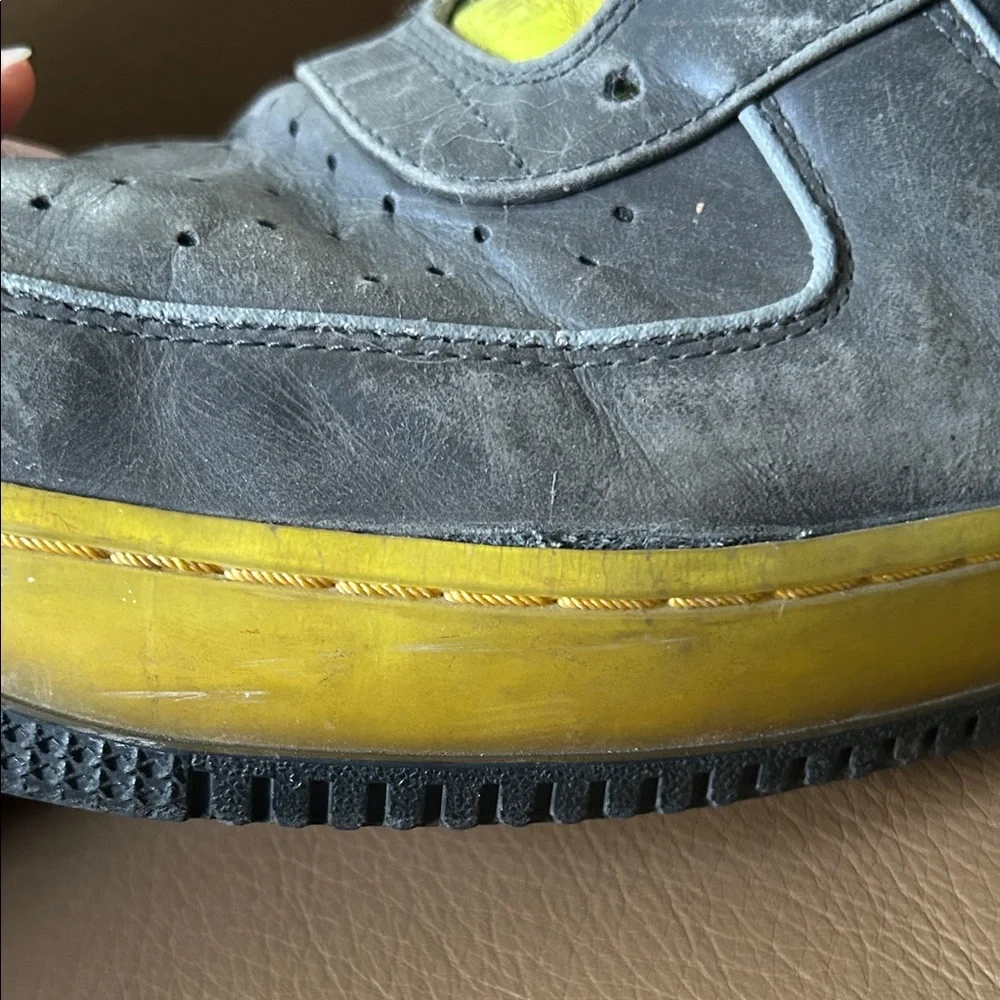 Nike Men's Air Force size 13 Black and Yellow - Picture 13 of 14